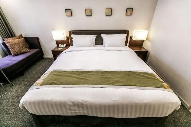 Deluxe Tek Büyük Yataklı Oda