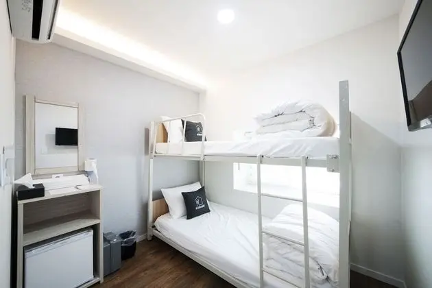 Bunk Twin Room