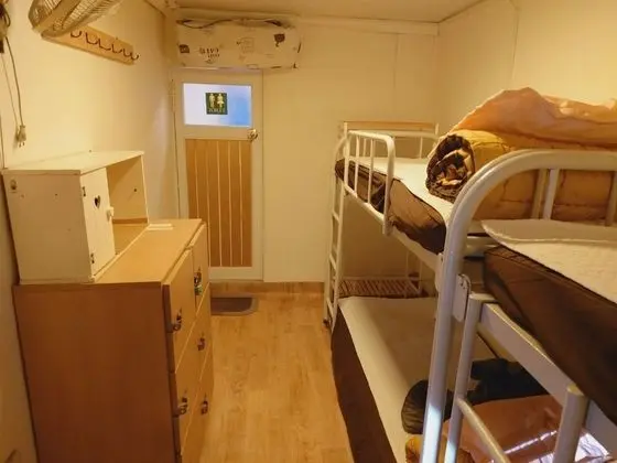 Shared Dormitory, Mixed Dorm with Ensuite Bathroom (6 people, Foreigners Only)