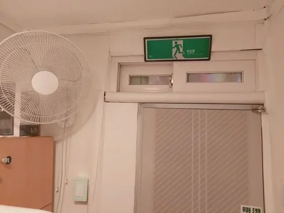 Shared Dormitory, Women only with Ensuite Bathroom (4 people, Foreigners Only)