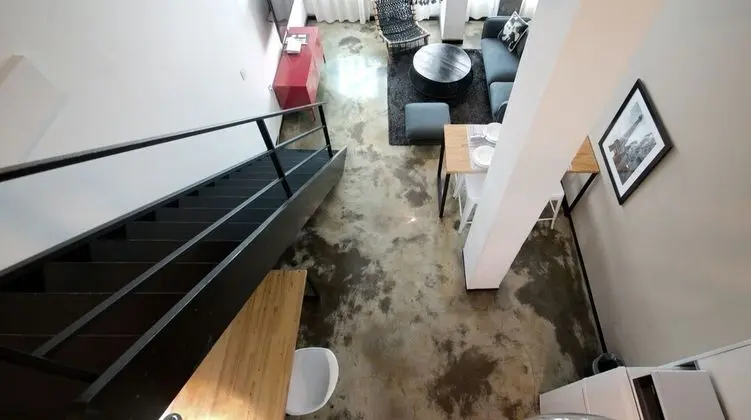 DUPLEX SUITE (No Children allowed)