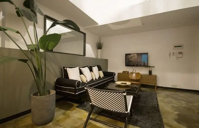DUPLEX SUITE (No Children allowed)