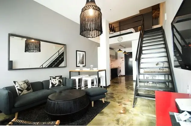 DUPLEX SUITE (No Children allowed)