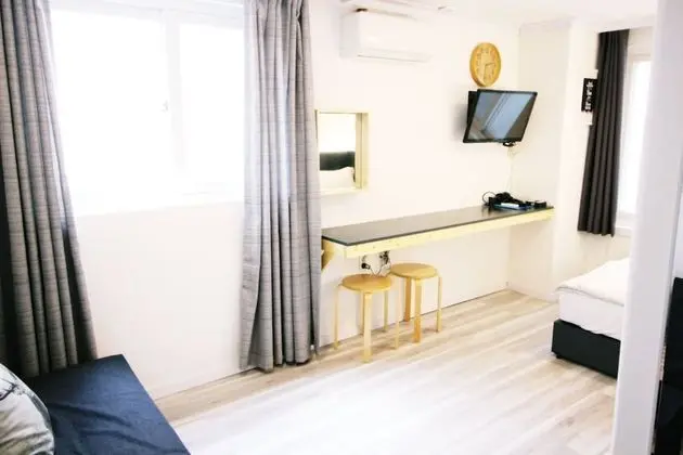Deluxe Tek Büyük Yataklı Oda, 1 Çift Kişilik Yatak ve Çekyat (non-Korean nationals only)