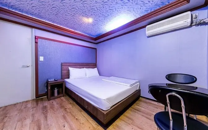 Oda (Standard Room)