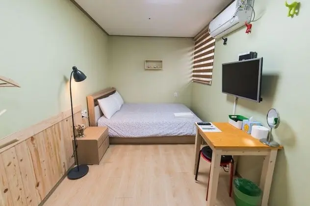 Tek Büyük Yataklı Oda