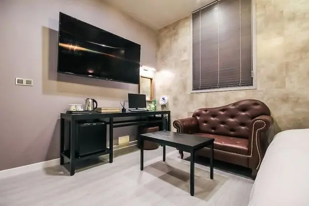 Standard Tek Büyük Yataklı Oda