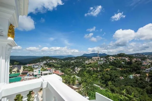 Deluxe Oda, Balkon