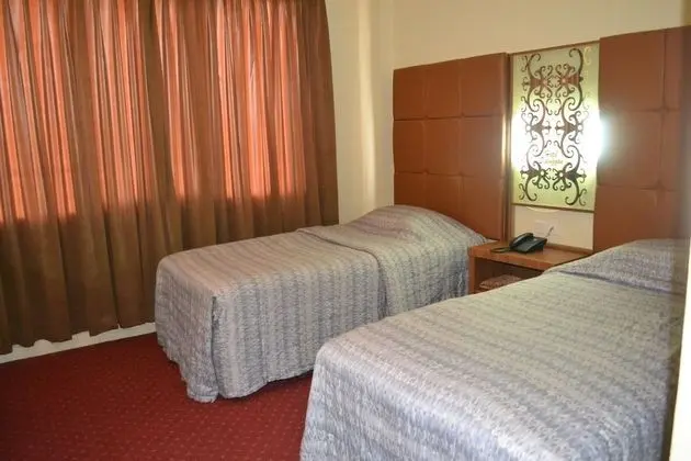 Deluxe Room Twin