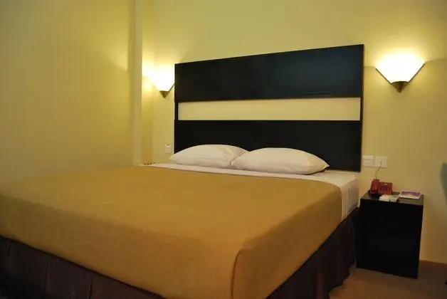 Deluxe Room Twin