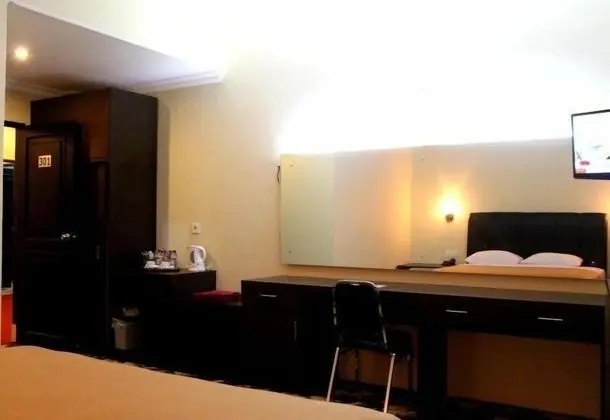 Deluxe Room Twin