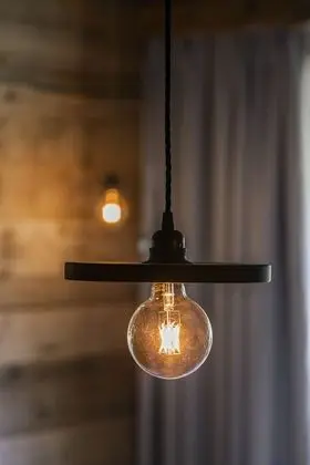 Tek Büyük Yataklı Oda, Balkon
