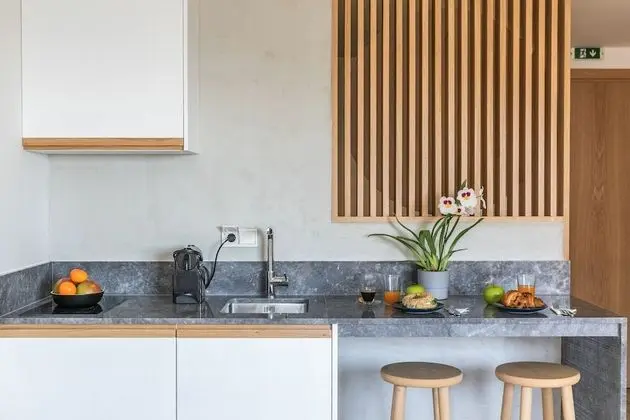 Deluxe Stüdyo, Kısmi Deniz Manzaralı (705)