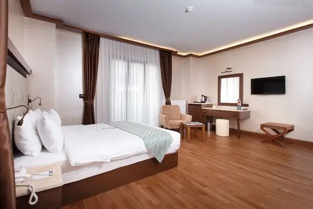 Double Room with Lake View