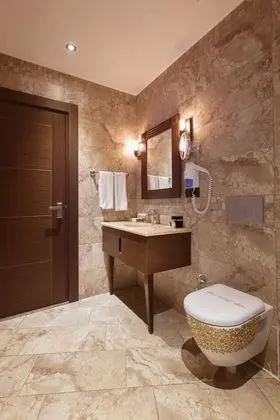 Standard Room With Kitchen (Basement Floor)