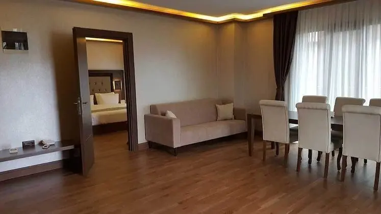 Two Connecting Double Rooms (Basement Floor)