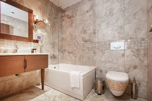 Two Connecting Double Rooms (Basement Floor)