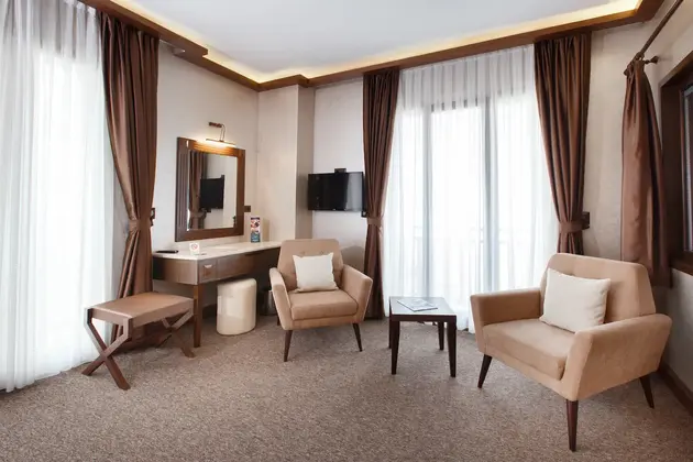 Junior Suite Custom Oda