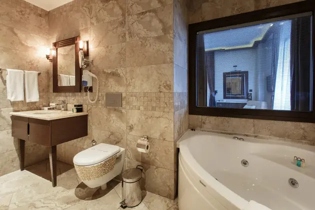 Junior Suite Custom Oda