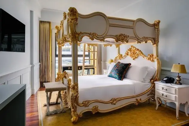Royal Prince, Junior Suite, 2 King, City view