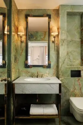 Royal Prince, Junior Suite, 2 King, City view