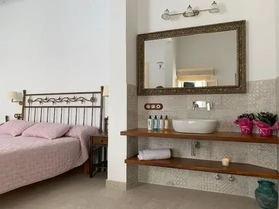 Comfort Tek Büyük veya İki Ayrı Yataklı Oda