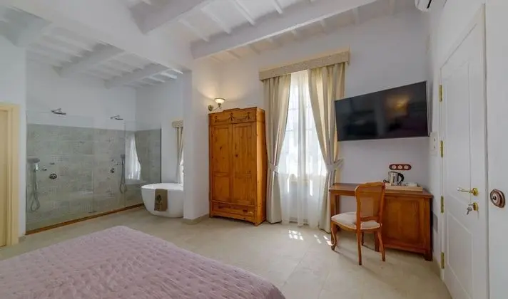 Comfort Tek Büyük veya İki Ayrı Yataklı Oda