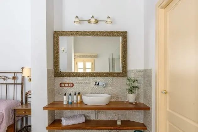 Comfort Tek Büyük veya İki Ayrı Yataklı Oda