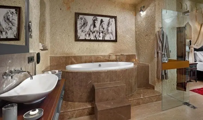 Deluxe Suite ,    , Jakuzili