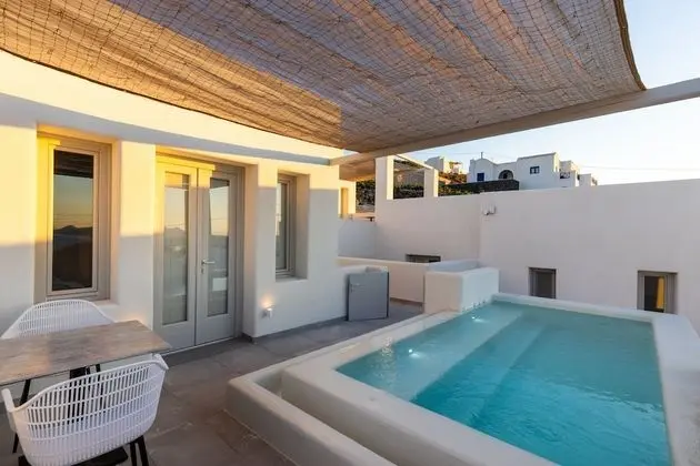 Executive Süit (Heated Swimming Pool)