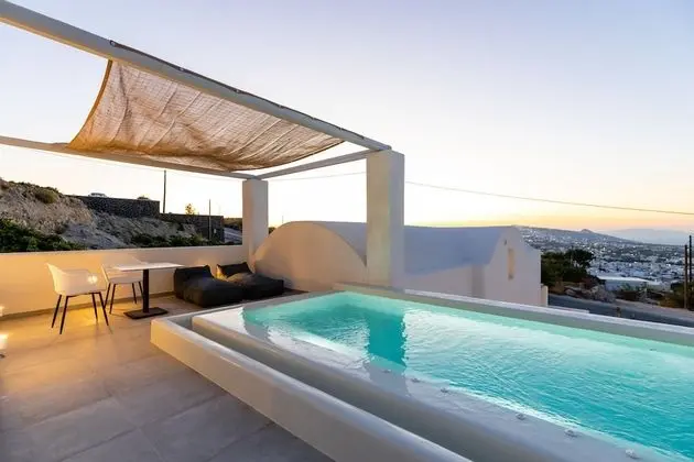 Executive Süit (Heated Swimming Pool)