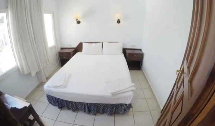 2+1 Havuz Manzaralı Apart Oda(İptal Edilemez)