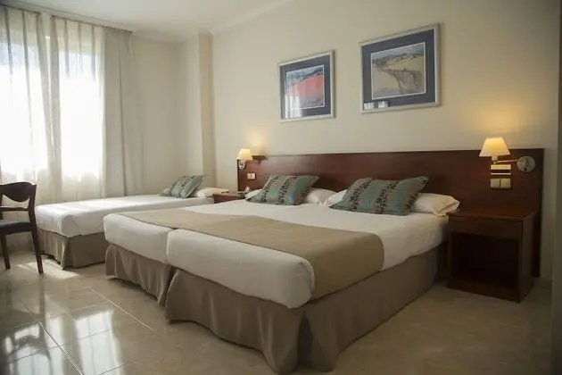 Standard Üç Kişilik Oda