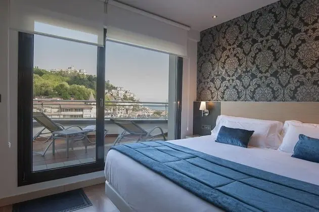 Classic Tek Büyük Yataklı Oda