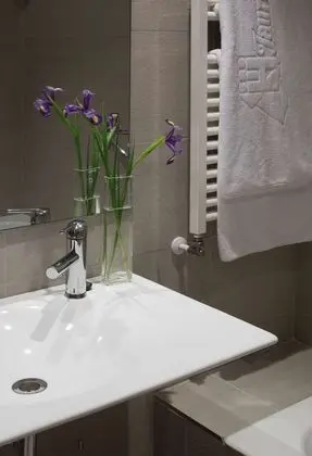 Tek Büyük Yataklı Oda (Supletoria 2A + 1N)