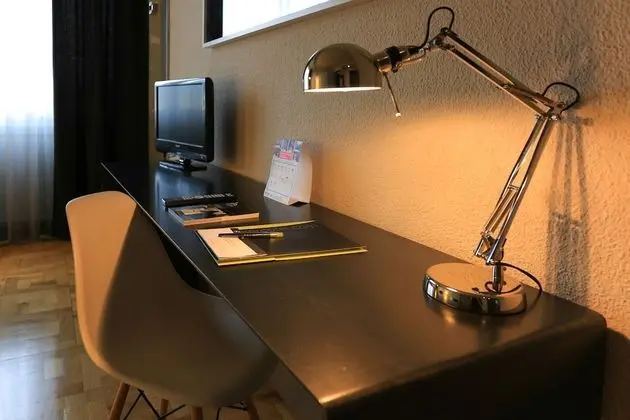 Standard Büyük Yataklı Tek Kişilik Oda