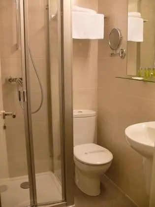 İki Ayrı Yataklı Oda