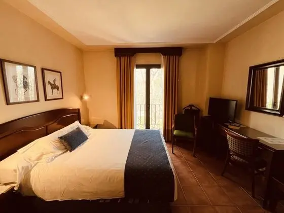 Standard Üç Kişilik Oda