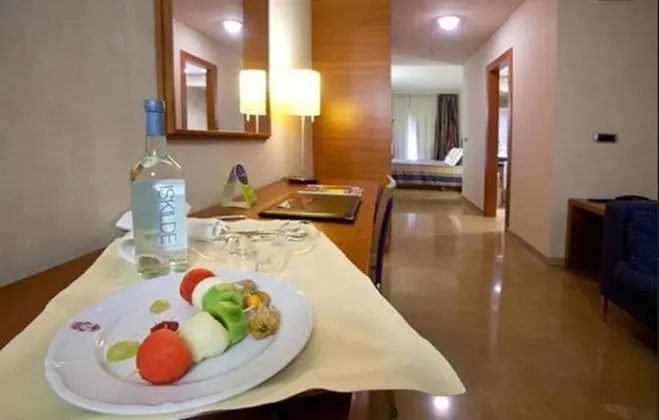 Üç Kişilik Oda (3 adults)