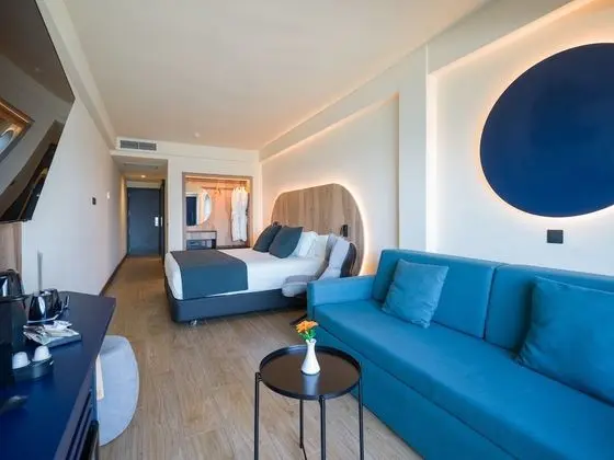 Family Oda, Deniz Manzaralı