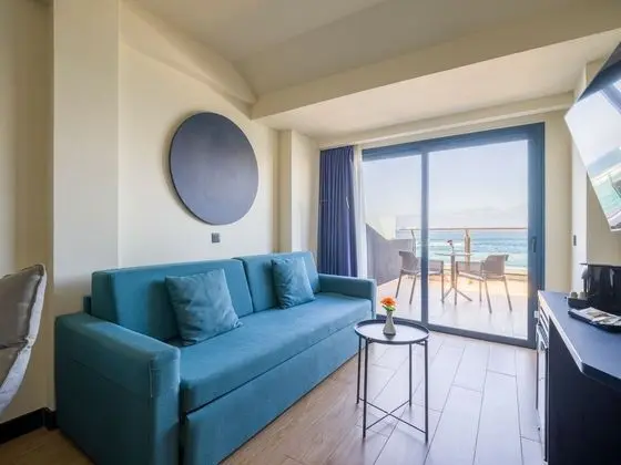 Family Oda, Deniz Manzaralı