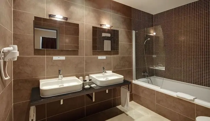 Junior İki Ayrı Yataklı Oda