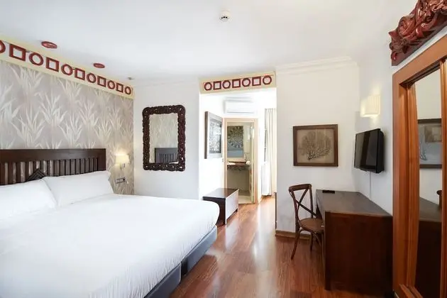 Superior Üç Kişilik Oda, Balkon