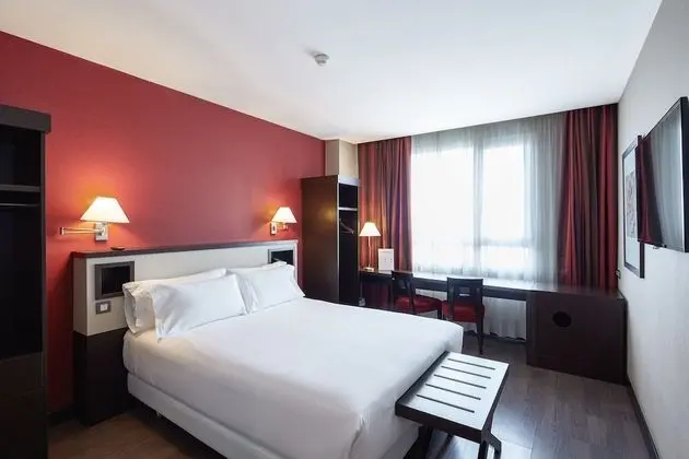 Classic Tek Büyük Yataklı Oda