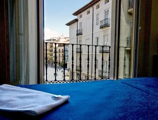 Standard Tek Büyük veya İki Ayrı Yataklı Oda (1 adult)