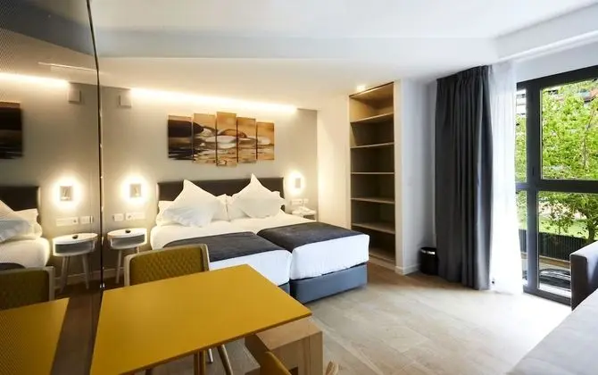 Superior Tek Büyük Yataklı Oda, Şehir Manzaralı