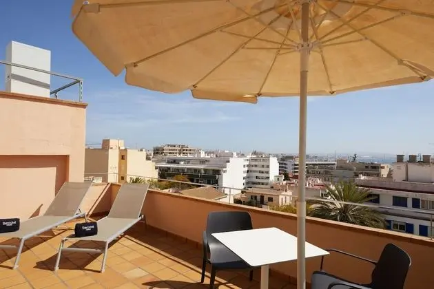 Superior Oda, Balkon, Deniz Manzaralı