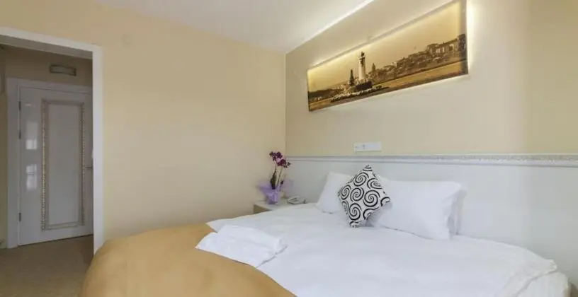 Çift Kişilik, Şehir Manzaralı