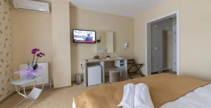 Tek Kişilik, Şehir Manzaralı
