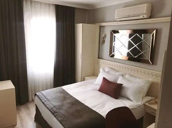 Çift Kişilik,şehir Manzaralı